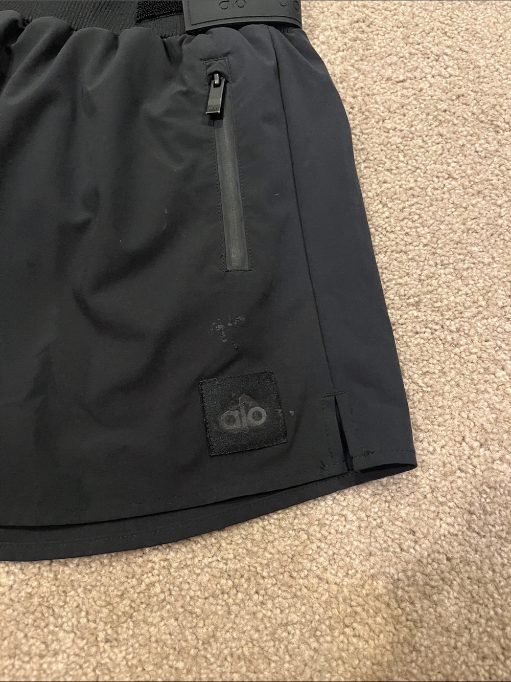 ALO Yoga Black Circle Skirt with Zip Pockets - Picture 2 of 3